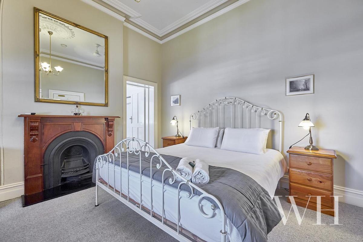 West Perth 아룬델's 부티크 어코모데이션 B&B 외부 사진